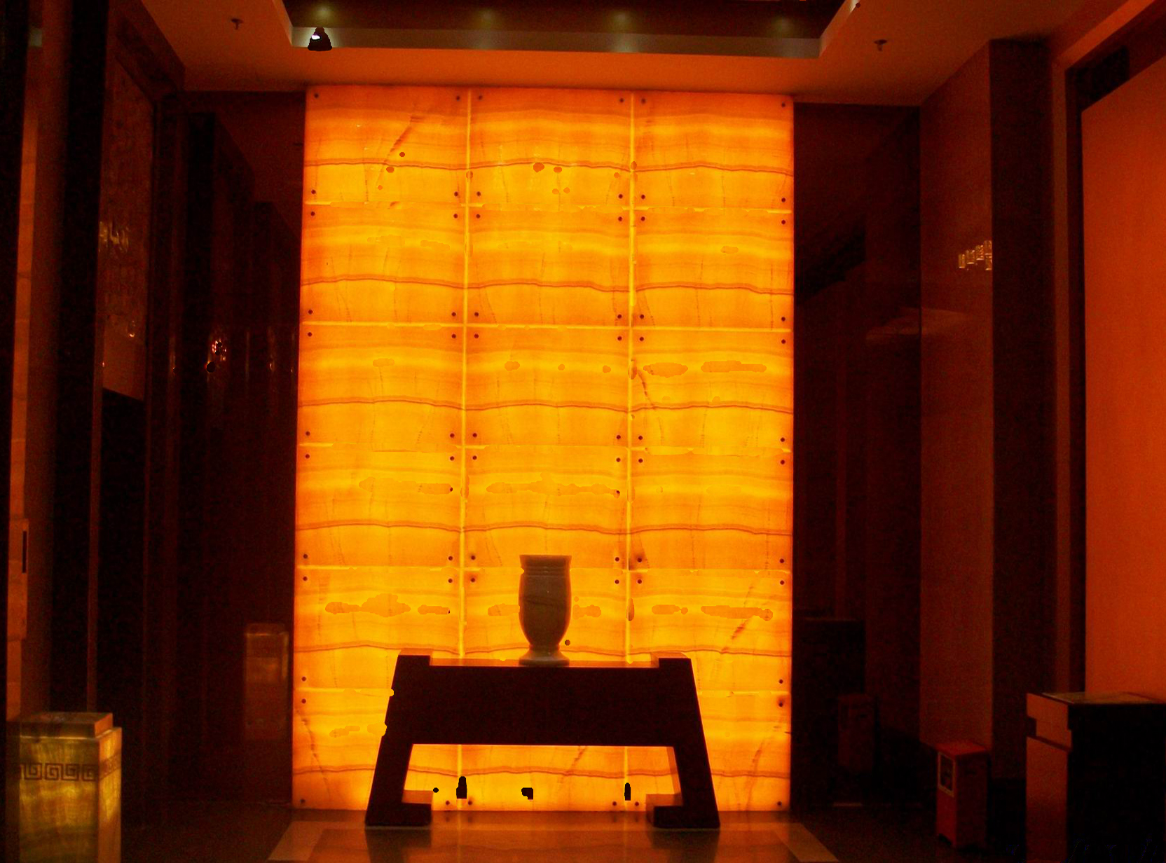 Honey Onyx curtainwall with kerf details